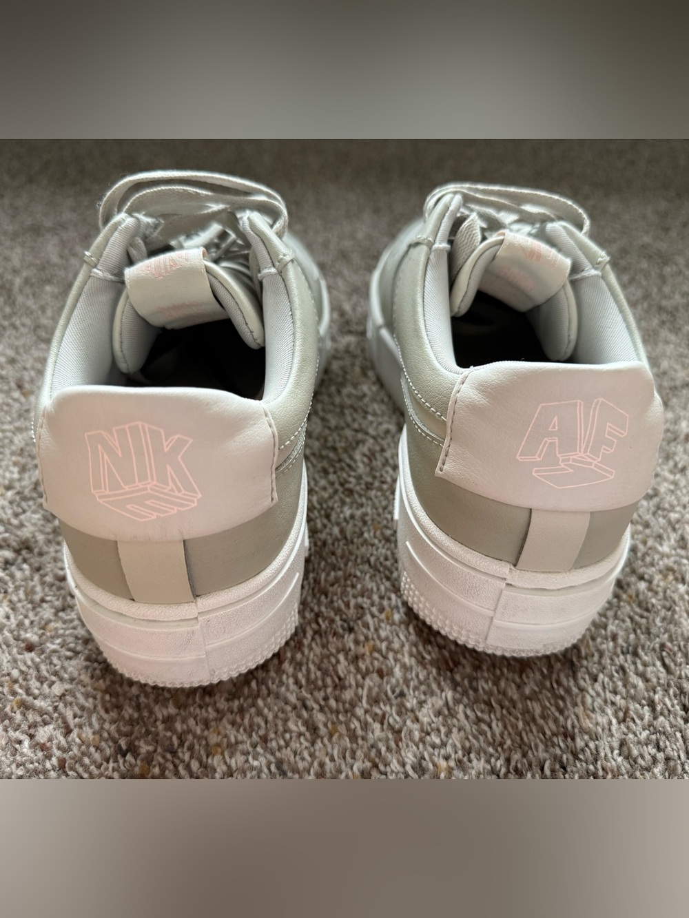 Women’s Casual Low-Top Sneakers in Light Sage and Light Pink - Picture 10 of 12